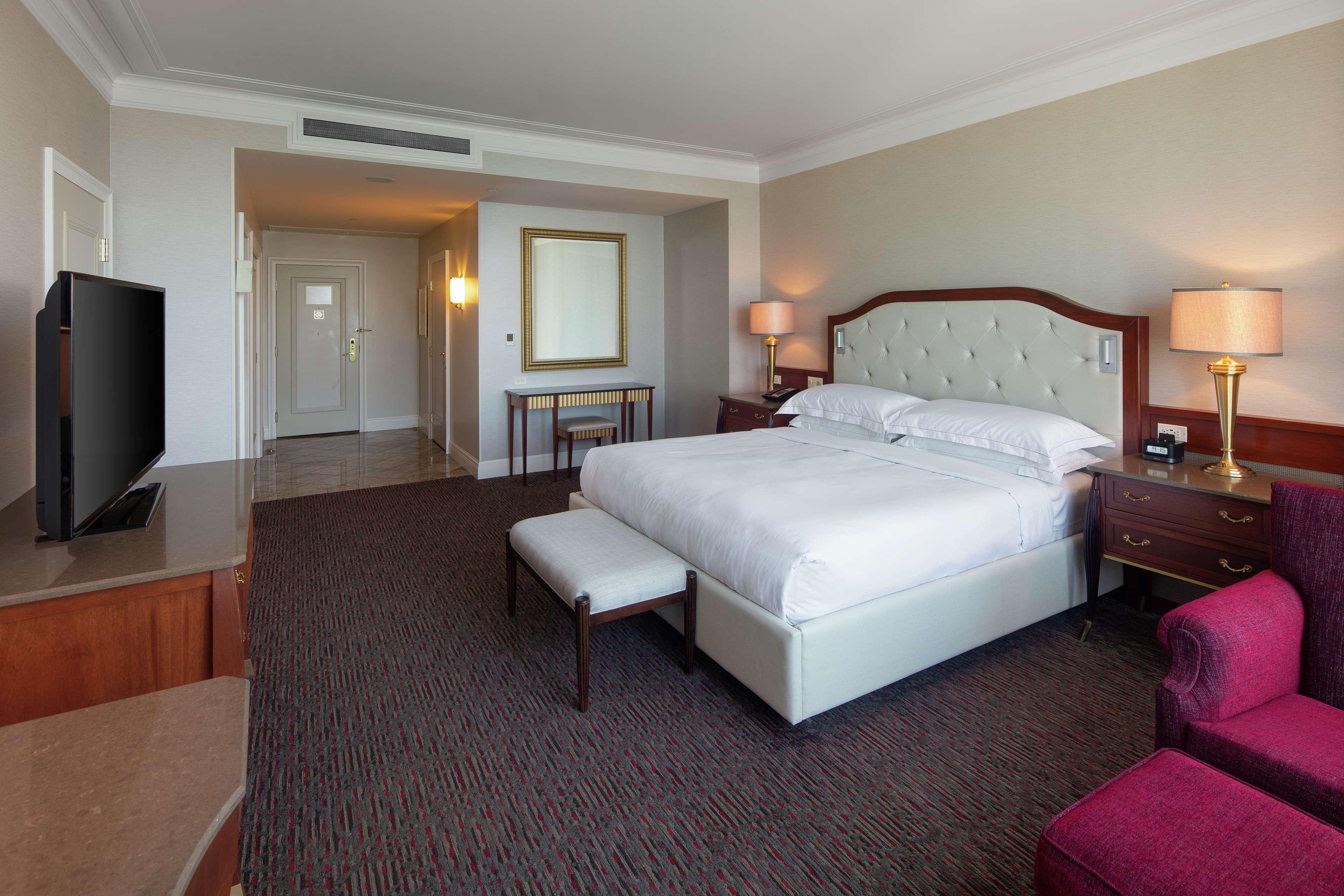 Hilton Lac-Leamy Гатино Екстериор снимка