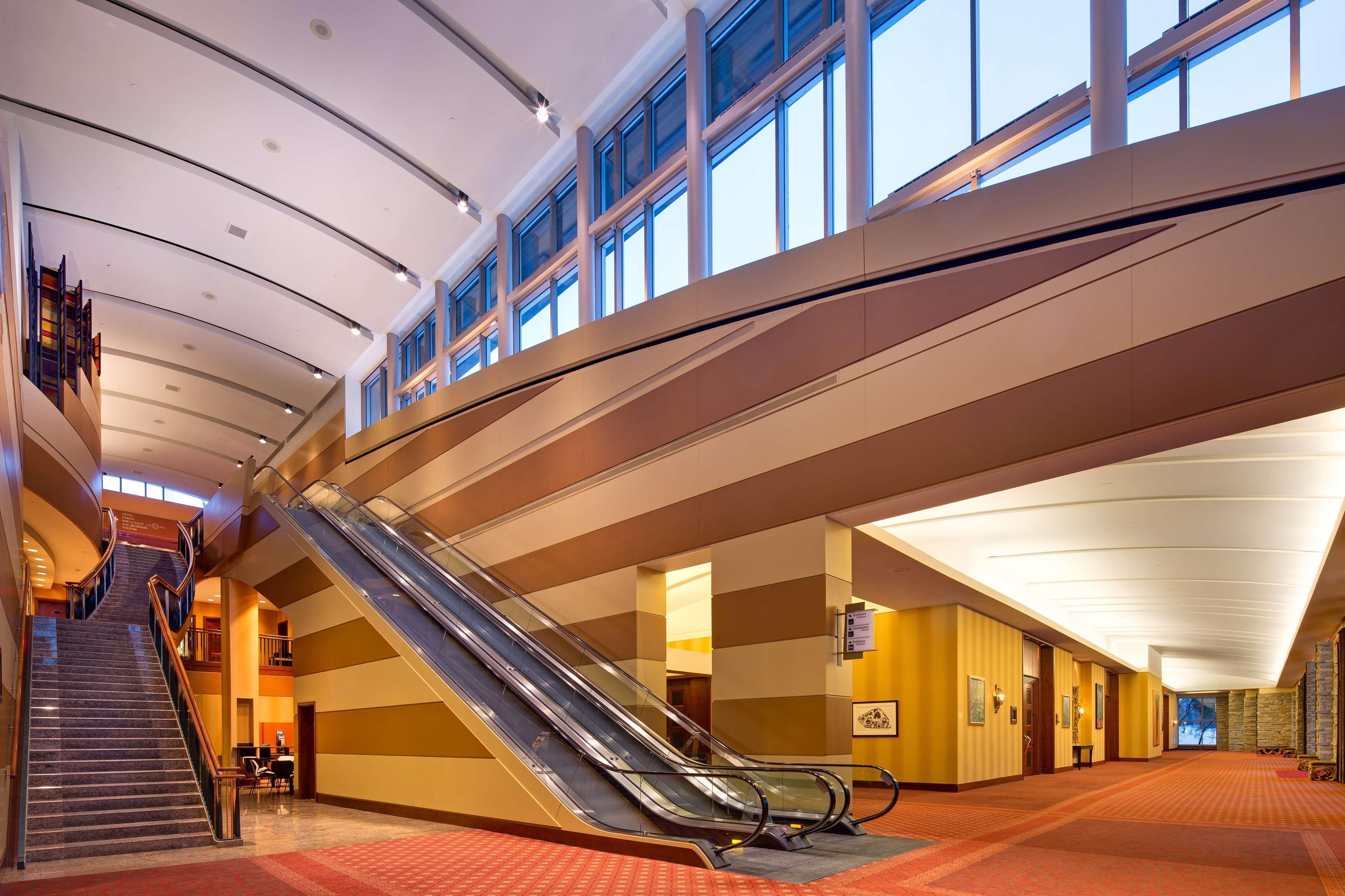 Hilton Lac-Leamy Гатино Екстериор снимка