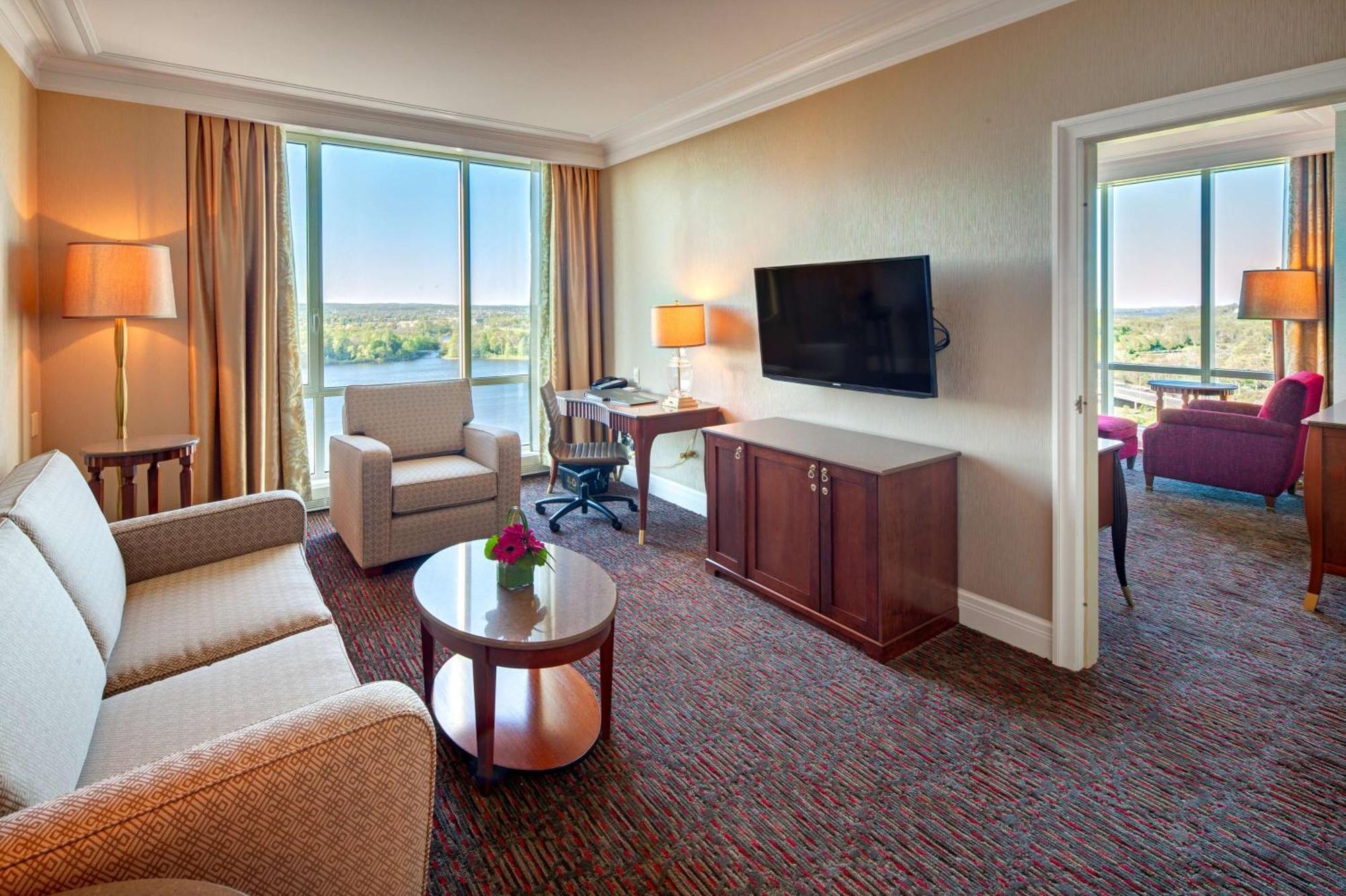 Hilton Lac-Leamy Гатино Екстериор снимка
