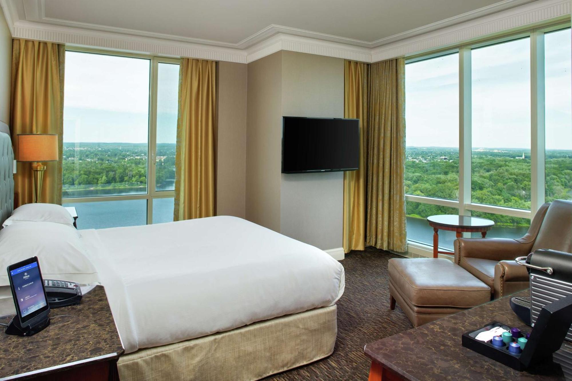 Hilton Lac-Leamy Гатино Екстериор снимка