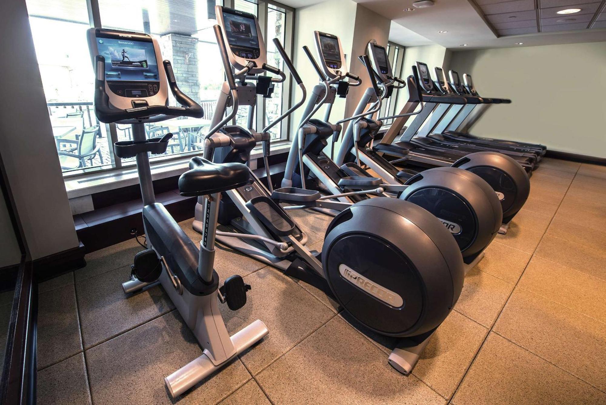 Hilton Lac-Leamy Гатино Екстериор снимка